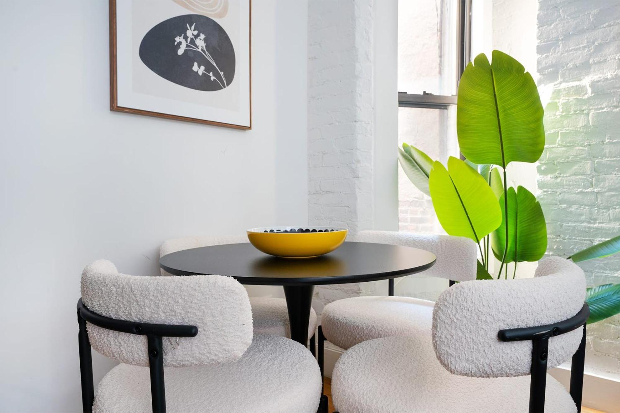 1288-5fs New Renovated 2 Bedrooms In Ues * New York